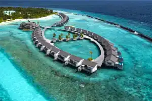 Отель «Atmosphere Kanifushi - Premium All Inclusive with Free Transfers», Лавиани