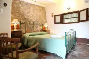 Ферма «Agriturismo Val Di Noto», Авола