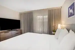 Апарт-отель «Staybridge Suites», Саннивейл