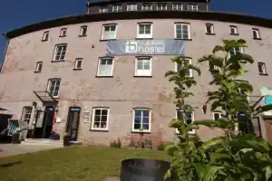 Blue Doors Hostel Ktv, Росток