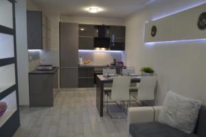 Gina Apartman, Дебрецен