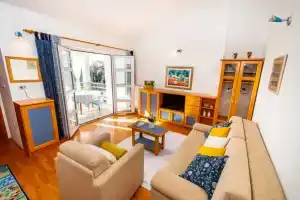Apartment Bari - 140 m from beach: A3 Mandre, Island Pag, Mandre