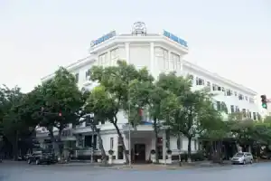 Hoa Binh Hotel, Ханой