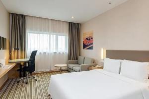Holiday Inn Express Shanghai Qingpu, An Ihg Hotel, Шанхай