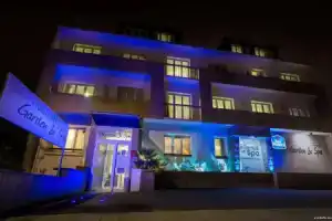 Отель «Best Western Hôtel Garden and Spa», Ла-Боль