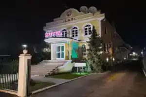 Garni Hotel Lav, Белград