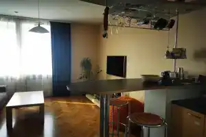Super Spacious Apartment in Kaunas, Каунас