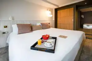 Отель «Mercure Bordeaux Lac», Бордо