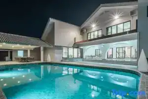Pattaya Grand Villa 6 Bedroom 8 Bath (Private Pool, KTV, Sauna, Fitness Area), Хуай Яй
