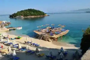 Albanian Happines Guesthouse, Саранда