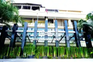 Nirmala Hotel & Convention Centre, Денпасар