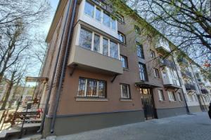 Каникулы в Кениге студия у Центрального Парка с видом на Театр Кукол