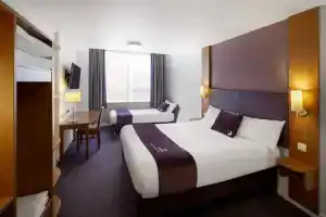 Premier Inn Aberdeen City Centre, Абердин