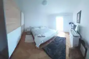 Modern Luxury 2-bedroom apt With Balcony & Patio, Риека
