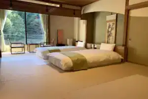 Отель «Shuzenji Onsen Katsuragawa», Идзу
