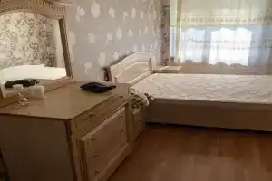квартира у моря, Сухум