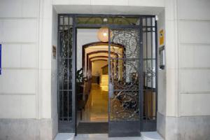 Mercedes Heritage Barcelona Suites, Барселона