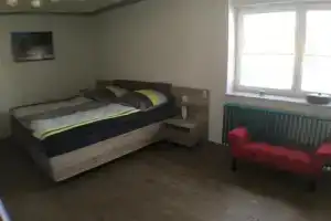 Ferienwohnung Alte B3, Рингсхайм