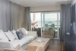 Tradewinds at Simpson Bay, Симпсон Бей