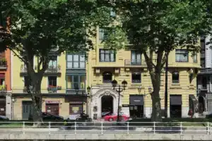 Hotel «Tayko Bilbao», Бильбао