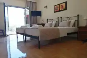 New Garden's House (120m2), Леонидион
