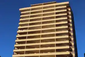 Halley Hotel & Apartments Affiliated by Melia, Бенидорм
