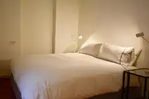 Via Sambuco, Изео