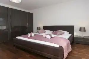 Plush Villa in Trogir With Sauna & Whirlpool, Трогир