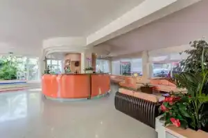 Hotel D'Este, Риччионе