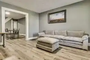 2 Mi to Mass Ave: Convenient Townhome w/ Yard!, Индианаполис