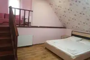 Guest House S O F I A, Телави
