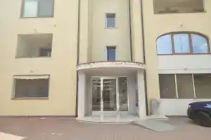 Appartamento di Durante Achille trilocale di 80 mq, Ареццо