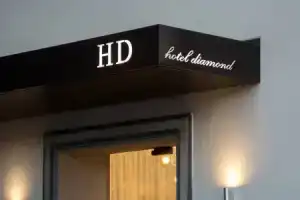 Hotel «Diamond», Неаполь