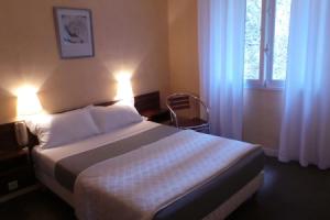 Отель «Hôtel Le Cambronne», Нант