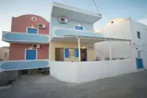 Blue Island, Перисса
