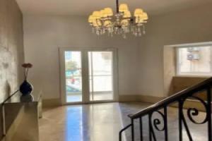 Sliema, Stylish 1 Bedroom Apartment with Parking., Сент-Джулианс