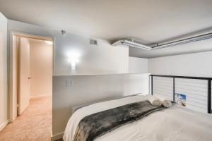 Luxury Loft in the Heart of Downtown, Сан-Диего