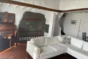 17th century sea views in village center, Андрос