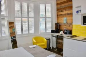 Luxury Beach Studio in Kemptown, Брайтон