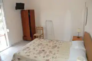 Anestis Apartments, Палеон-Цифликион
