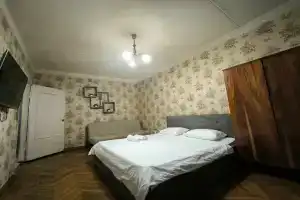 UNO на Борисовская 2/31, Москва