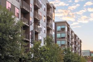 Locale Music Row at Infinity, Нэшвилл