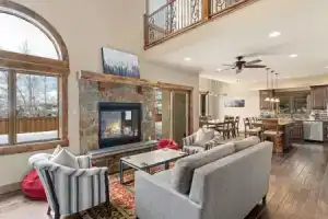 Cherry Drive 4 Bedroom Home by RedAwning, Стимбоут-Спрингс