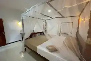 Yoho Sunny Place Guest House, Mirissa South
