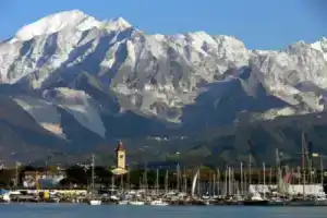 Between Pisa and 5 Terre, Marina di Carrara