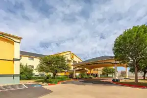 Super 8 by Wyndham Lubbock West, Лаббок