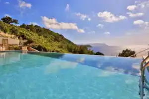 Hotel and Villa Kale Suites, heated pool in winter, adults only, Каш