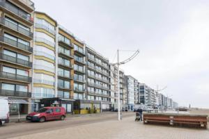 Apartment in Koksijde With Stunning Sea View, Коксид