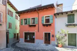 Il Castello Apartment, Мальчезине