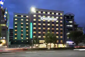 Urban Hotel Kyoto Shijo Premium, Киото